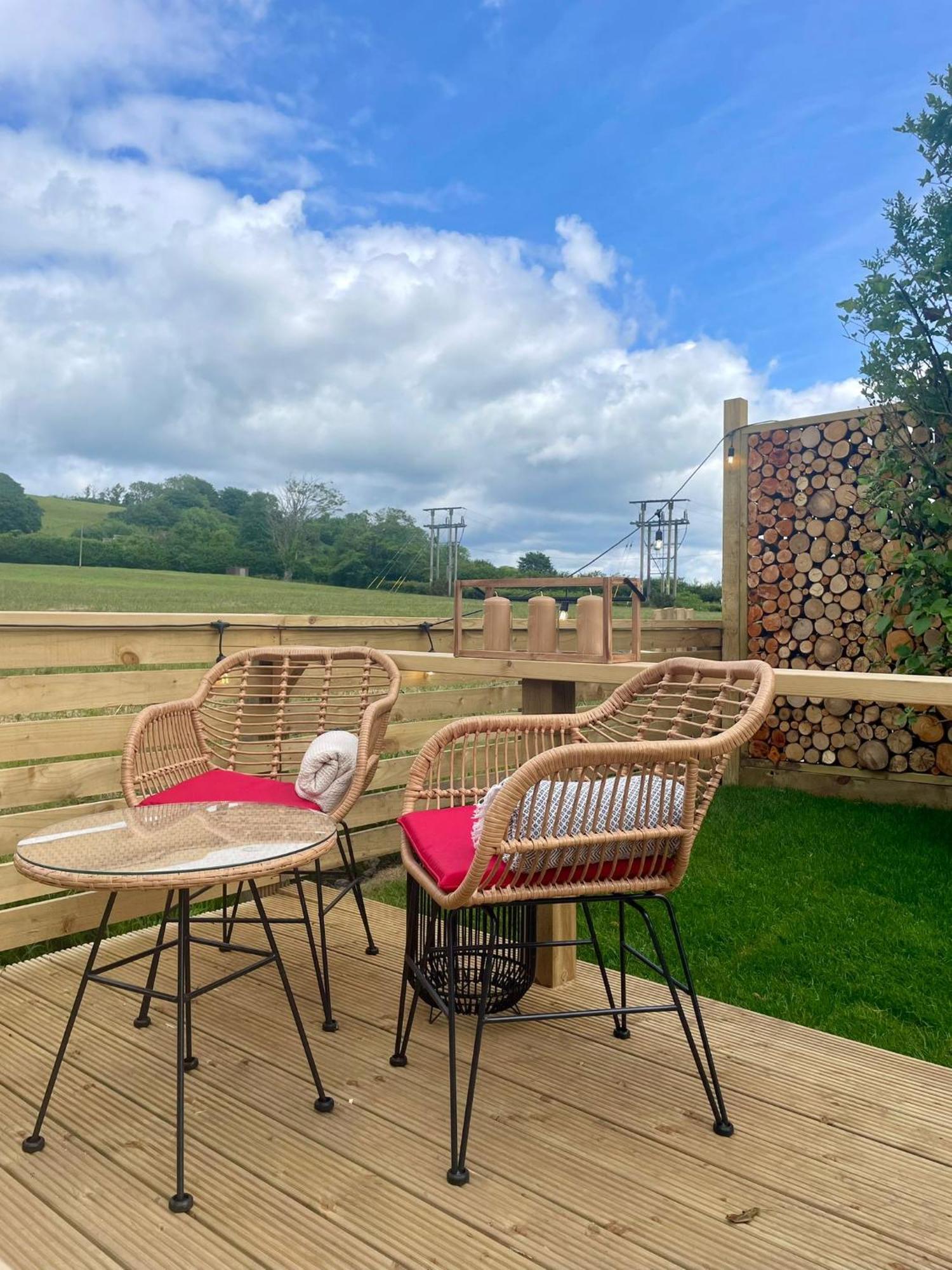 Coedydd - Woods Apartment Bridgend  Ngoại thất bức ảnh